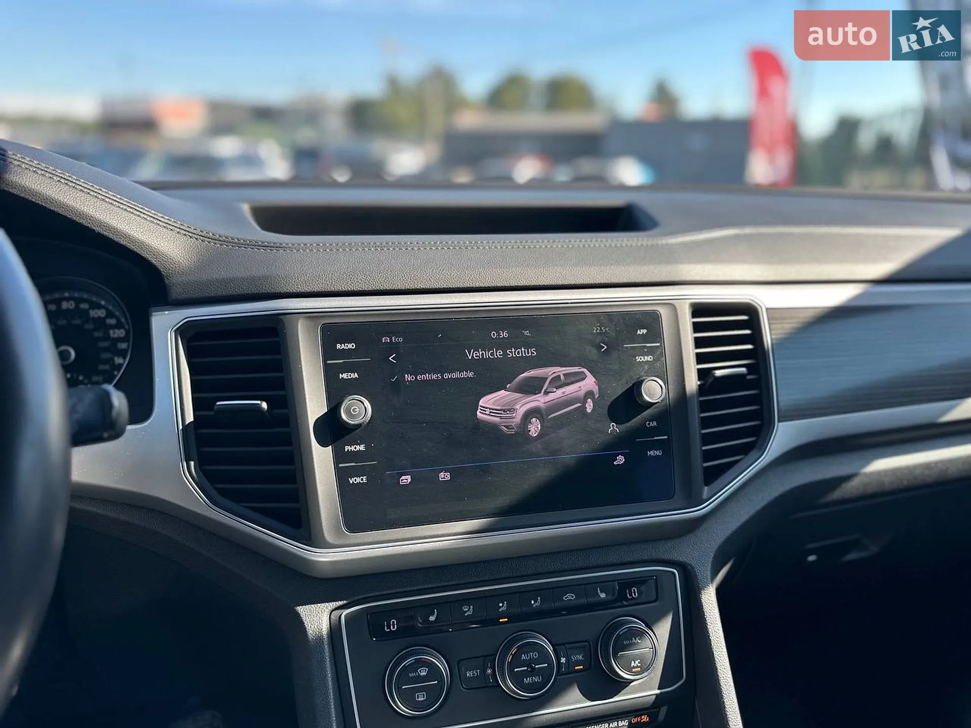 2017 Volkswagen Atlas - мініатюра 24