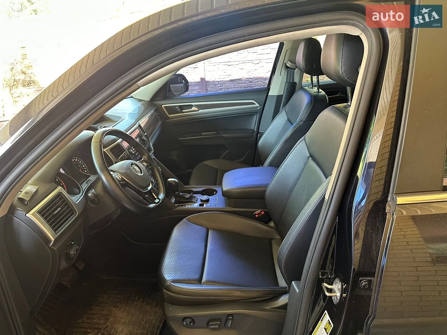 2018 Volkswagen Atlas - мініатюра 2