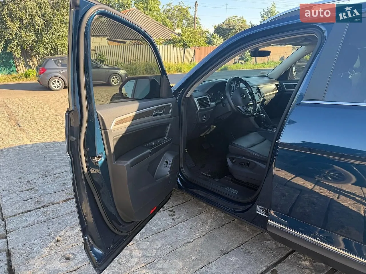 Volkswagen Atlas 2018 VIN 1V2EP2CA2JC600079 фото оголошення 6 з 18