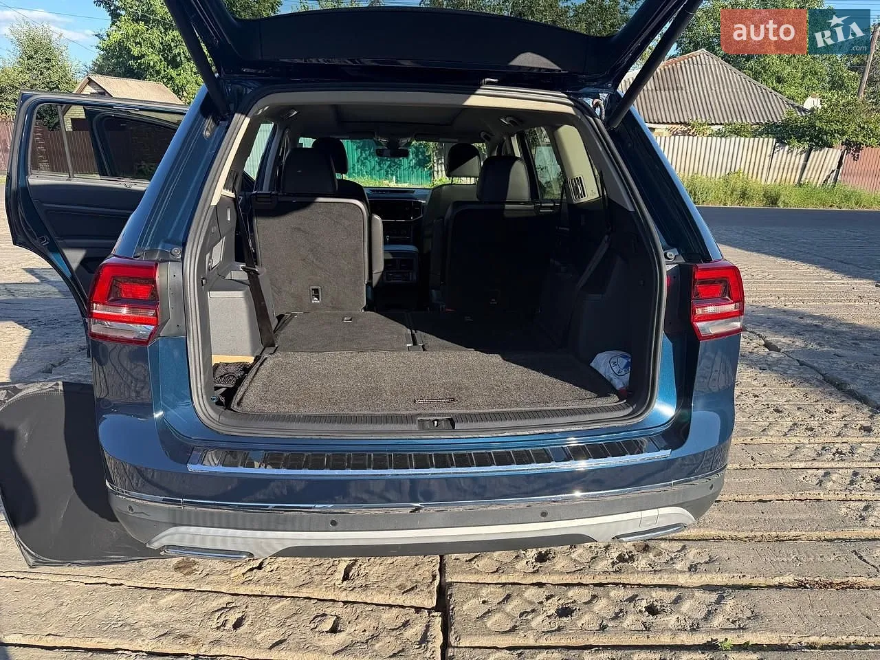 Volkswagen Atlas 2018 VIN 1V2EP2CA2JC600079 фото оголошення 16 з 18