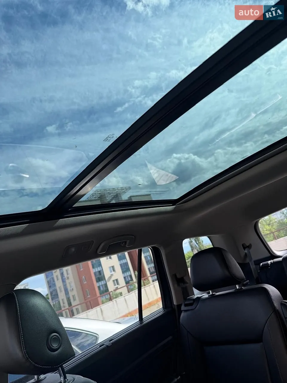 Volkswagen Atlas 2018 VIN 1V2EP2CA2JC600079 фото оголошення 11 з 18