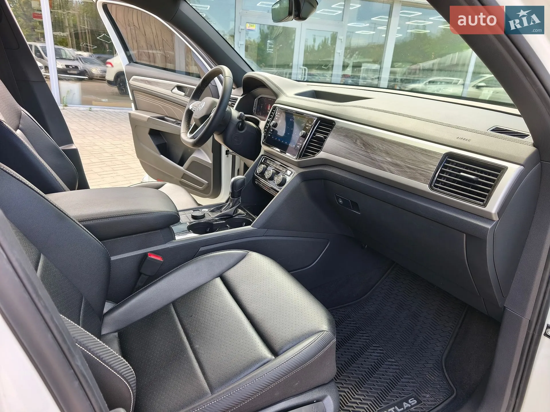 2022 Volkswagen Atlas - мініатюра 14