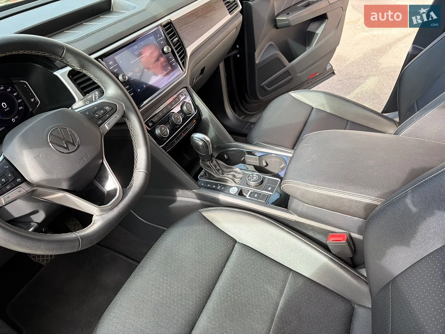 2022 Volkswagen Atlas - мініатюра 26