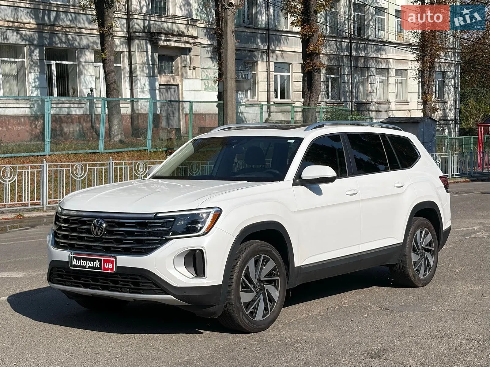 2024 Volkswagen Atlas - фото 1