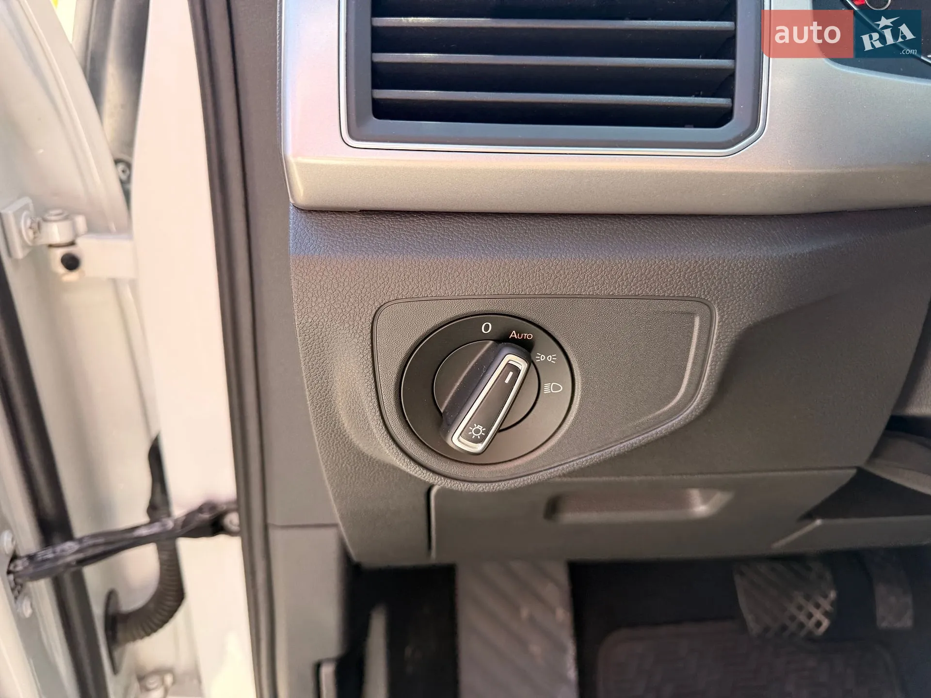 2019 Volkswagen Atlas - мініатюра 17