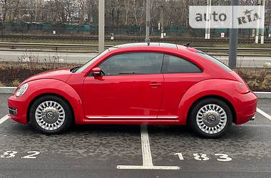 Купе Volkswagen Beetle 2015 в Киеве