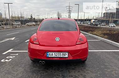 Купе Volkswagen Beetle 2015 в Києві