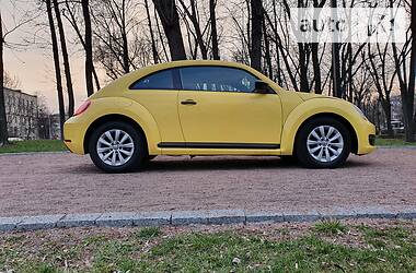 Хетчбек Volkswagen Beetle 2015 в 