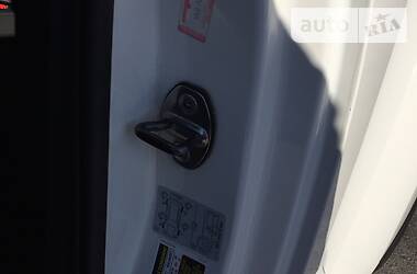 Хетчбек Volkswagen Beetle 2012 в 