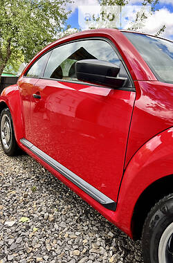 Купе Volkswagen Beetle 2012 в Міжгір'ї