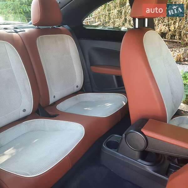 Хетчбек Volkswagen Beetle 2014 в Умані