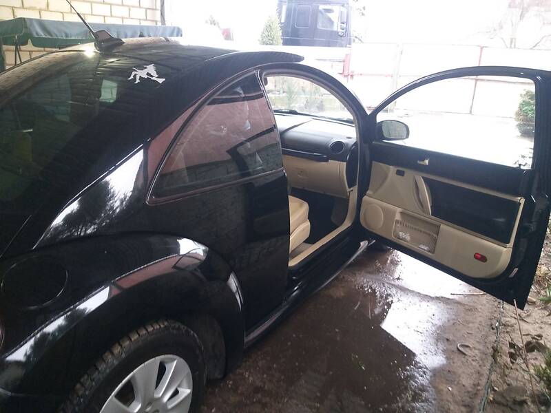 Купе Volkswagen Beetle 2009 в Харкові