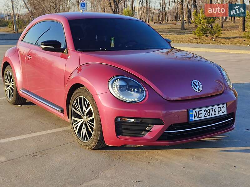 Хетчбек Volkswagen Beetle 2016 в 