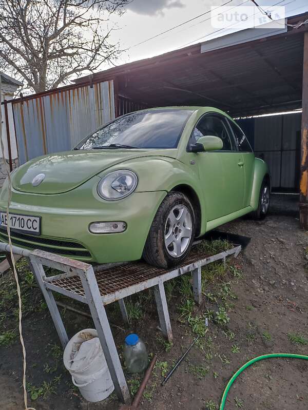 Хэтчбек Volkswagen Beetle 2001 в Днепре