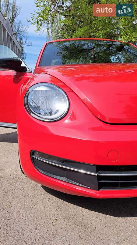Хетчбек Volkswagen Beetle 2012 в 
