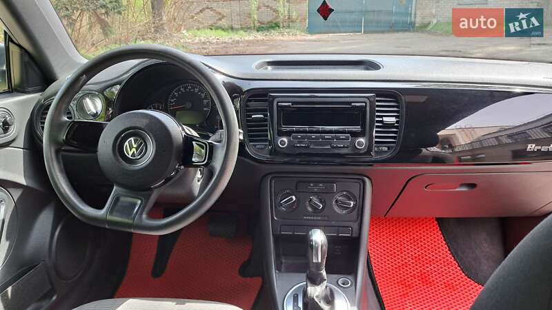 Хэтчбек Volkswagen Beetle 2012 в Запорожье