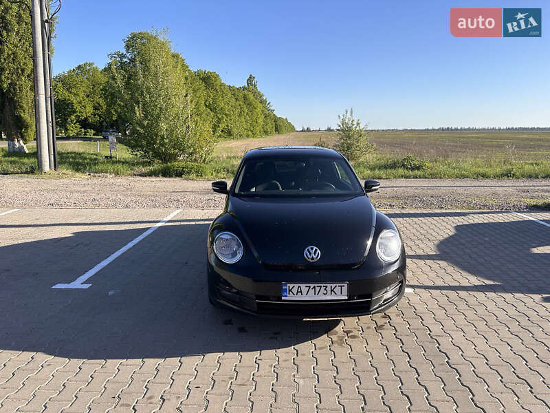 Хетчбек Volkswagen Beetle 2015 в Києві