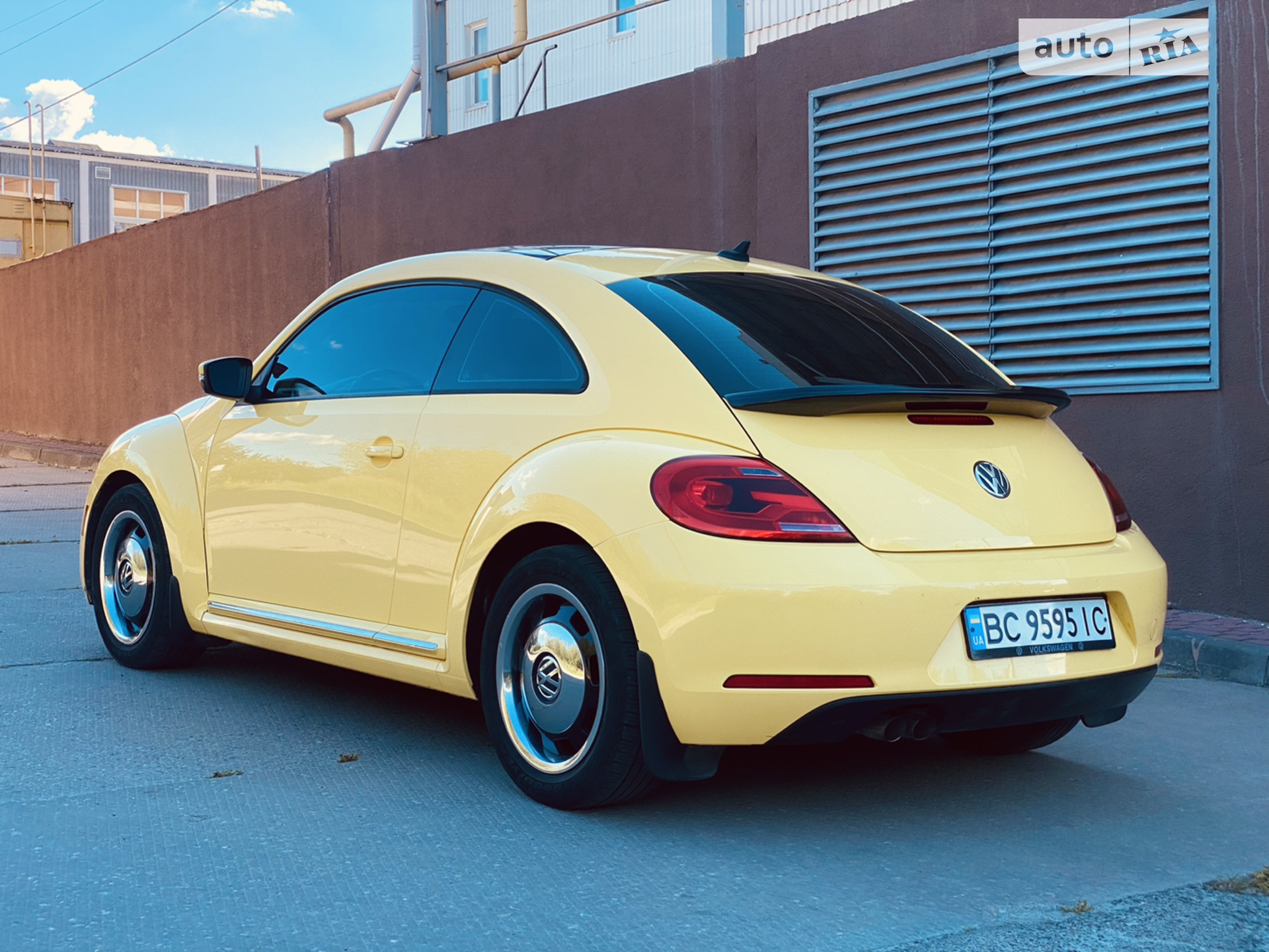 2012 Volkswagen Beetle - мініатюра 3