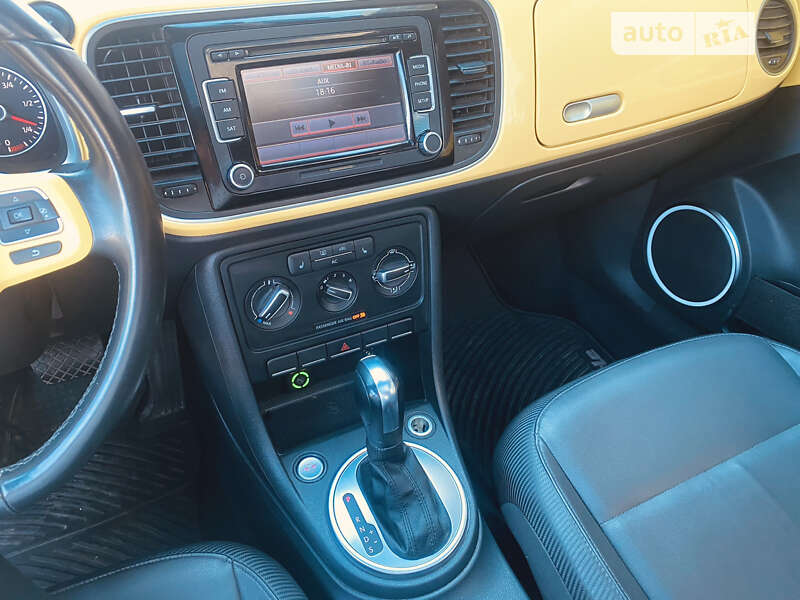 Хетчбек Volkswagen Beetle 2012 в Львові