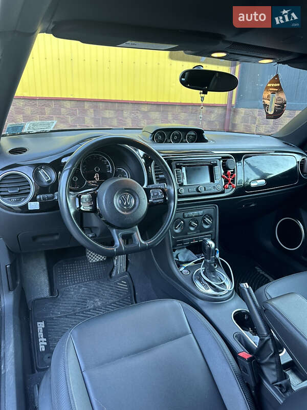Кабріолет Volkswagen Beetle 2013 в Тернополі