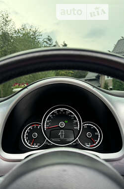 Кабриолет Volkswagen Beetle 2014 в 