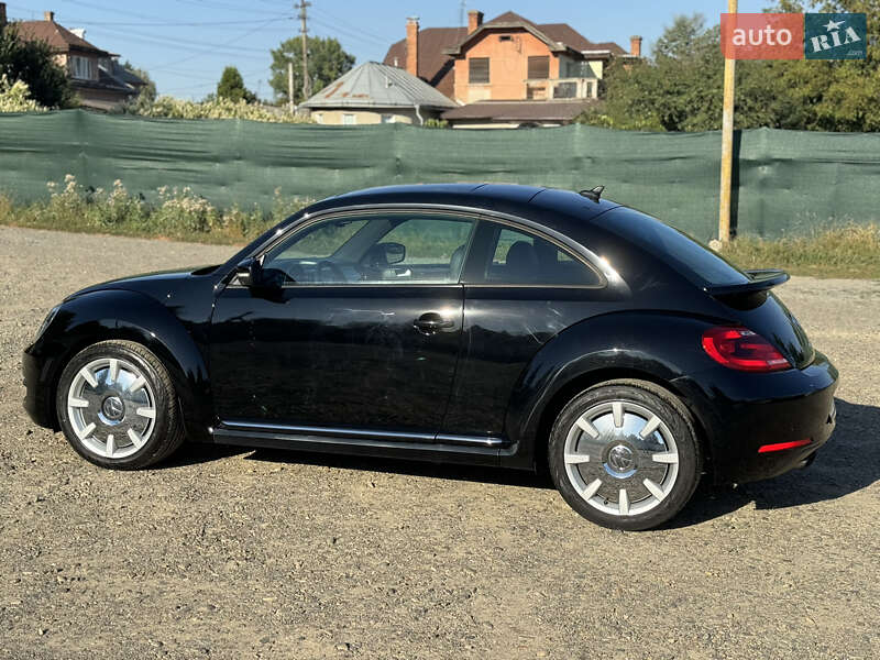 Хэтчбек Volkswagen Beetle 2015 в Ивано-Франковске