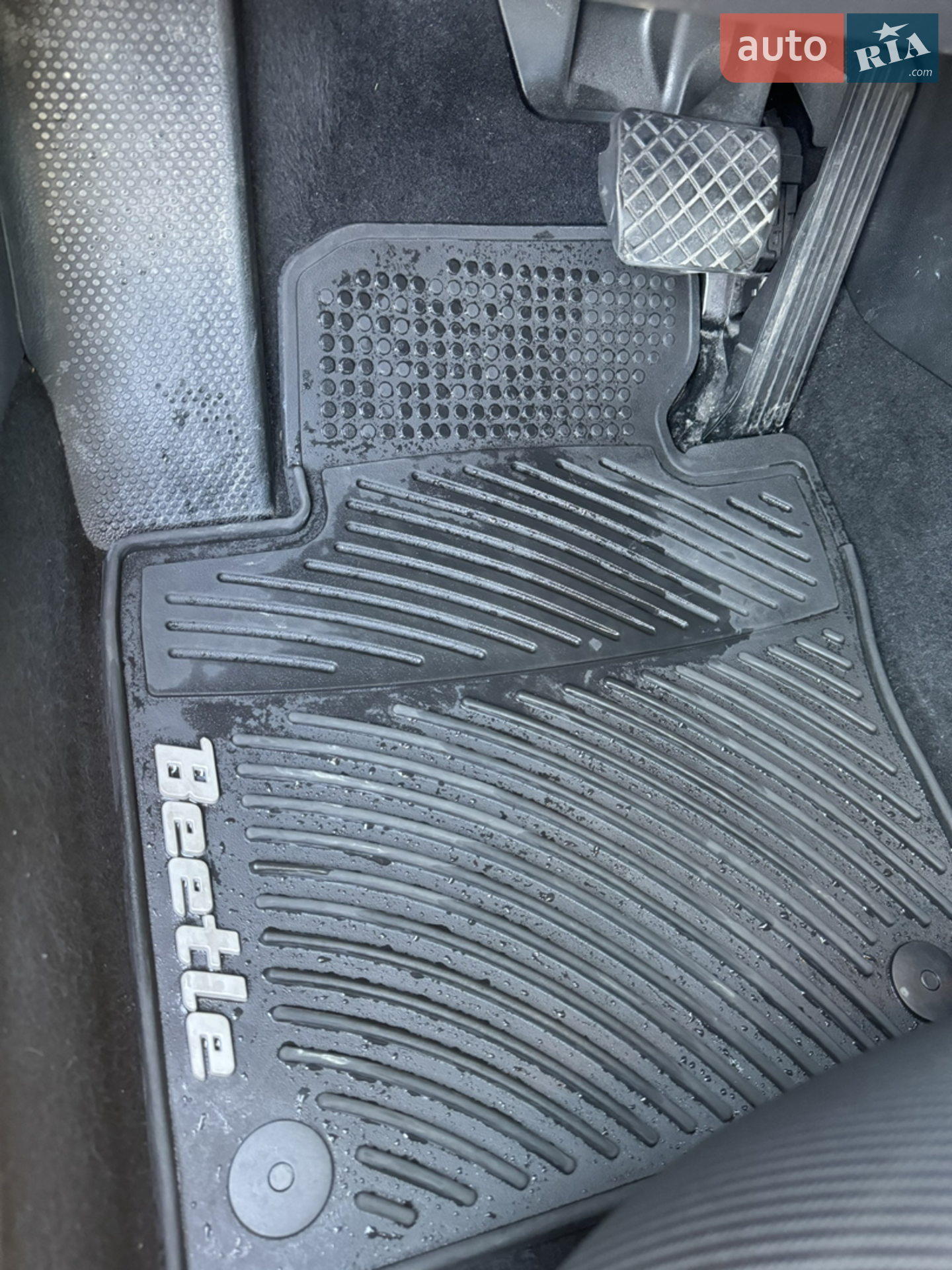2015 Volkswagen Beetle - мініатюра 28