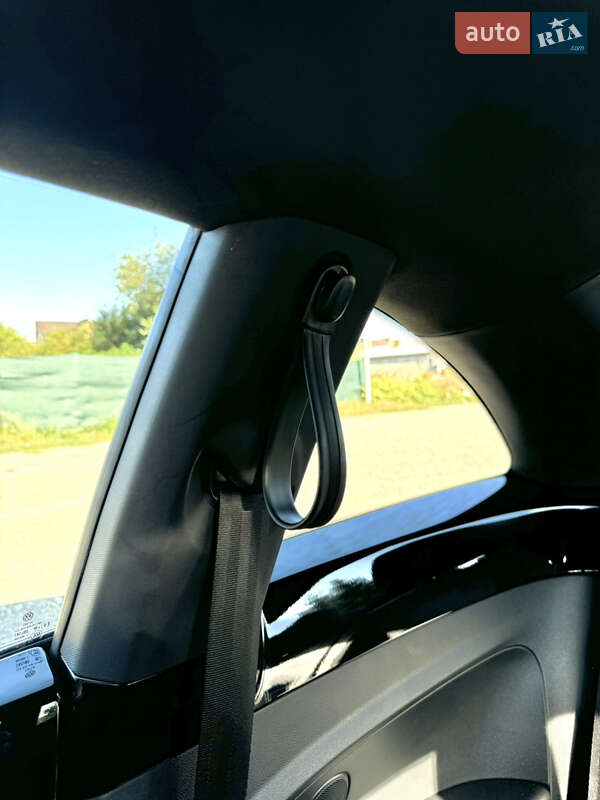 Хэтчбек Volkswagen Beetle 2015 в Ивано-Франковске