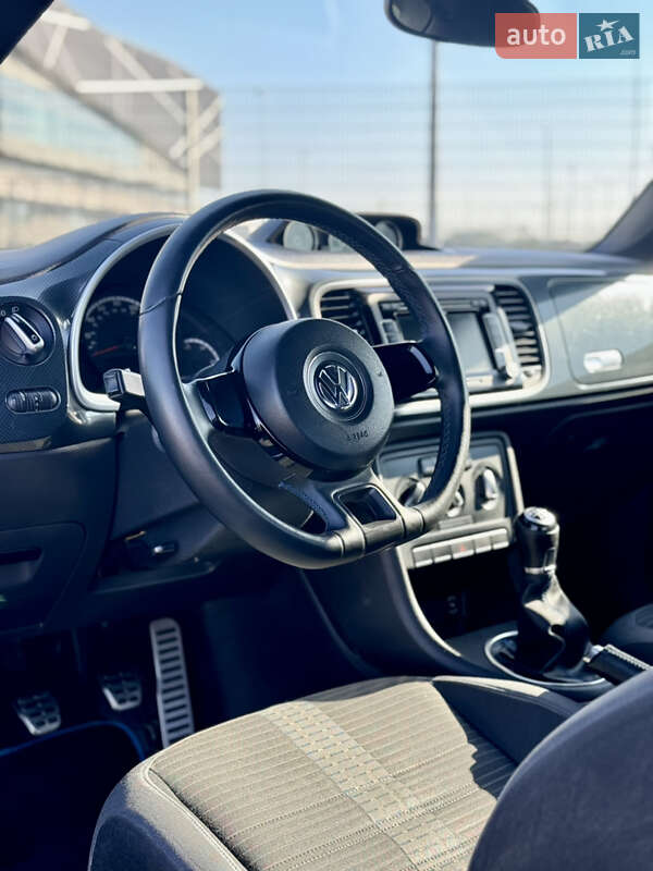 Хэтчбек Volkswagen Beetle 2012 в Львове