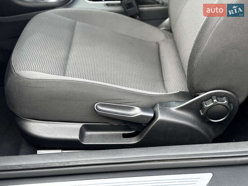 Хетчбек Volkswagen Beetle 2012 в Житомирі