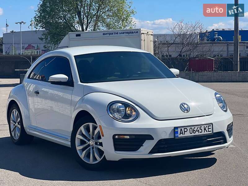 Хэтчбек Volkswagen Beetle 2017 в Киеве