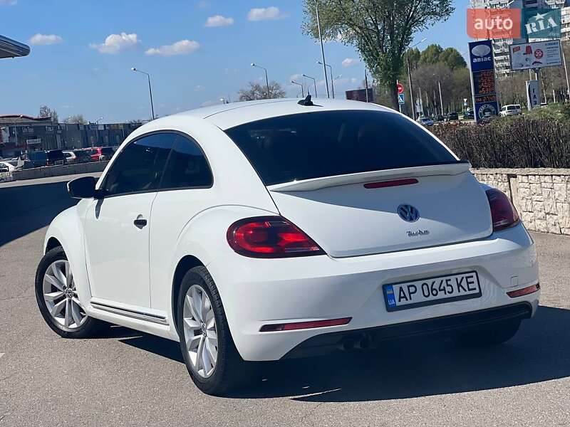 Хэтчбек Volkswagen Beetle 2017 в Киеве