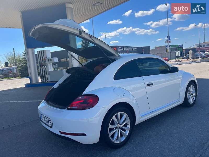 Хэтчбек Volkswagen Beetle 2017 в Киеве