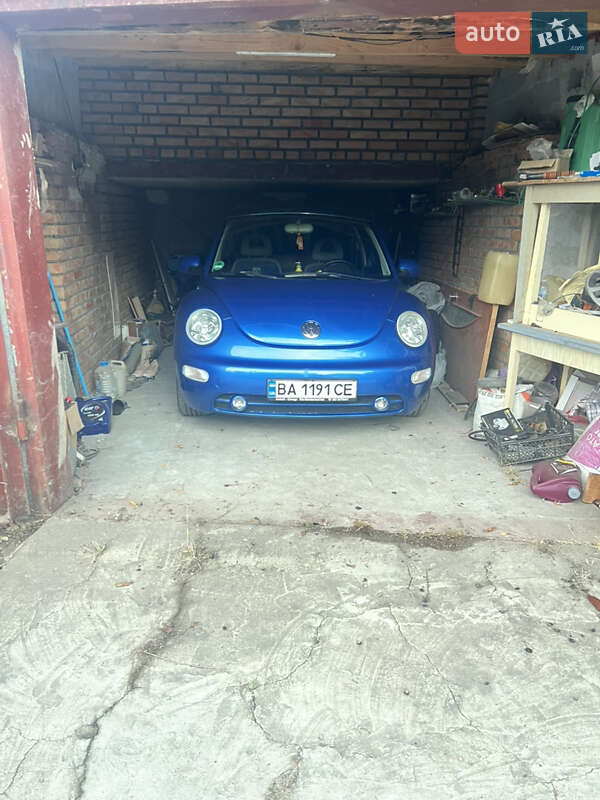 Хетчбек Volkswagen Beetle 2001 в Кропивницькому