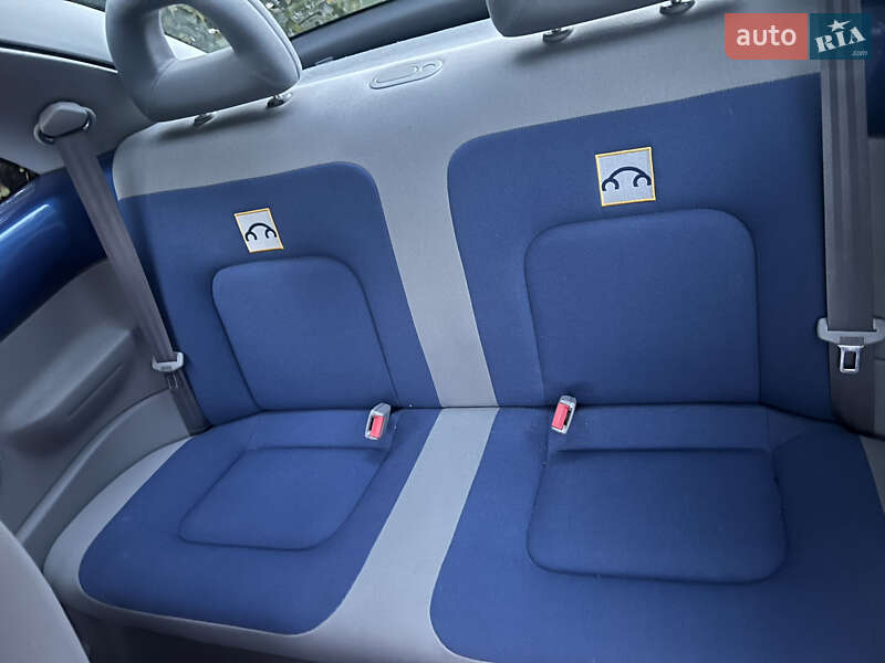 Хетчбек Volkswagen Beetle 2001 в Кропивницькому