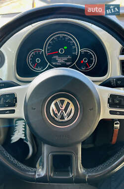 Хэтчбек Volkswagen Beetle 2015 в Киеве