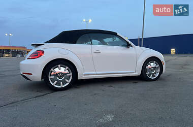 Кабриолет Volkswagen Beetle 2012 в 