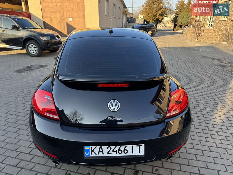 Хэтчбек Volkswagen Beetle 2012 в Владимире