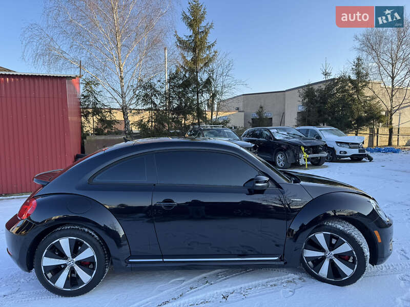 Хэтчбек Volkswagen Beetle 2012 в Владимире