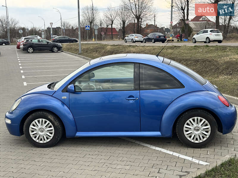 Хэтчбек Volkswagen Beetle 2001 в Киеве