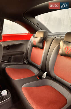 Хэтчбек Volkswagen Beetle 2014 в 