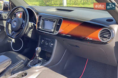Хэтчбек Volkswagen Beetle 2013 в 