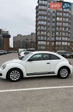 Хэтчбек Volkswagen Beetle 2015 в 