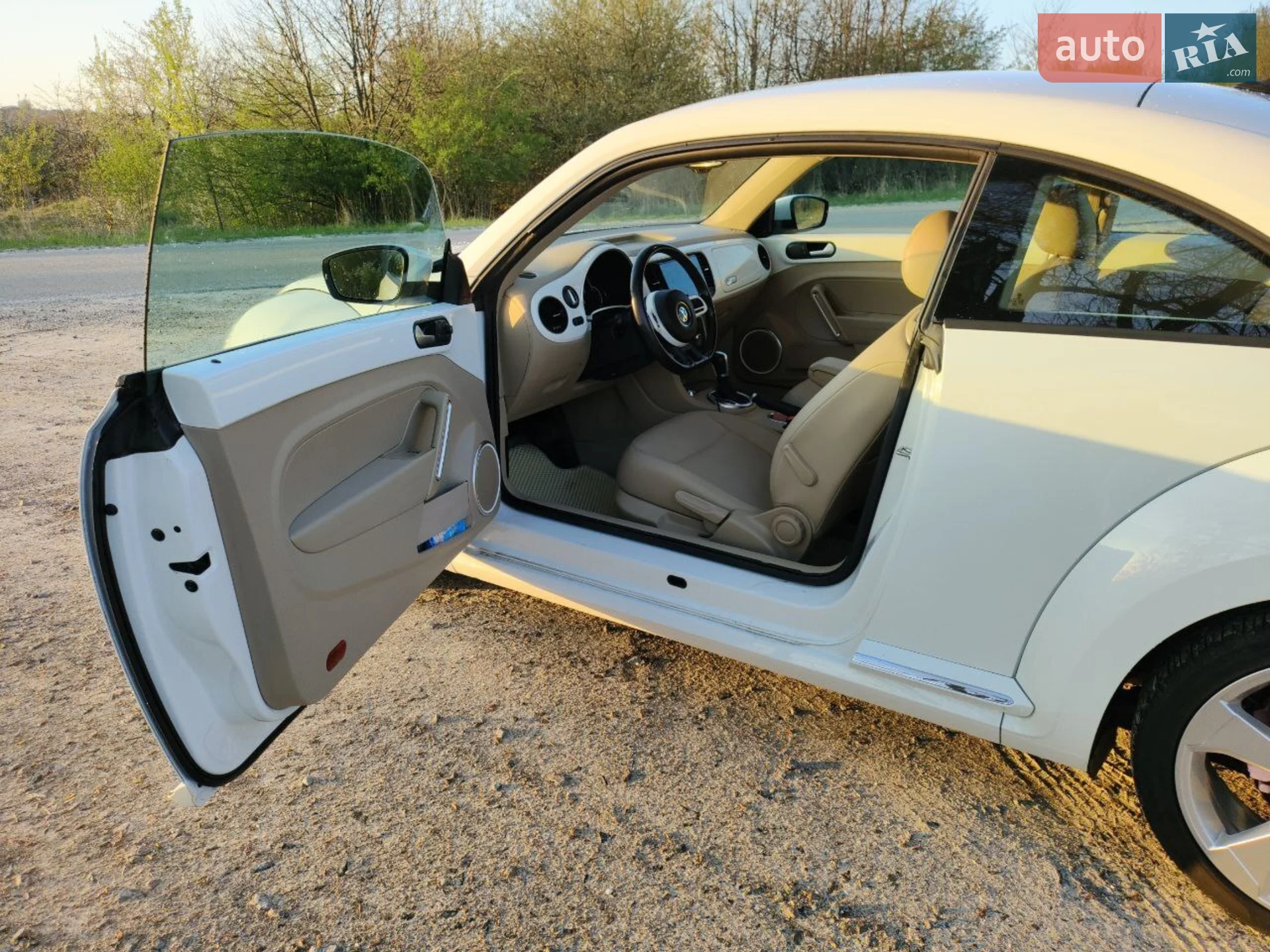 2015 Volkswagen Beetle - мініатюра 8