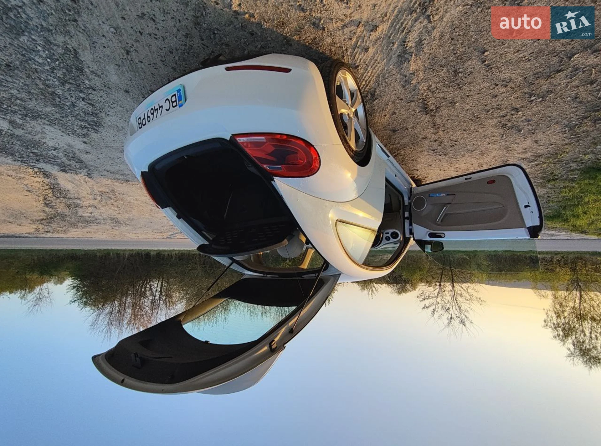 2015 Volkswagen Beetle - мініатюра 20