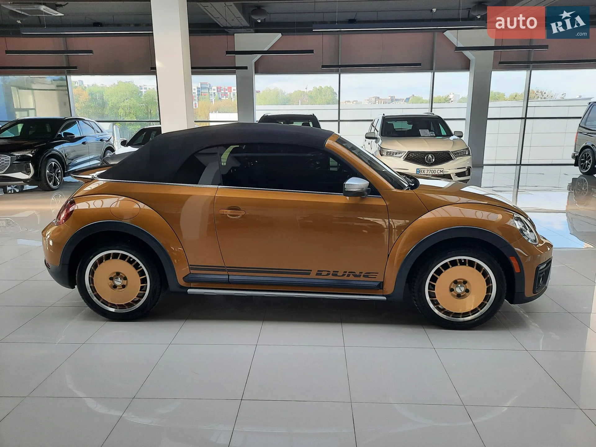 2016 Volkswagen Beetle - мініатюра 2