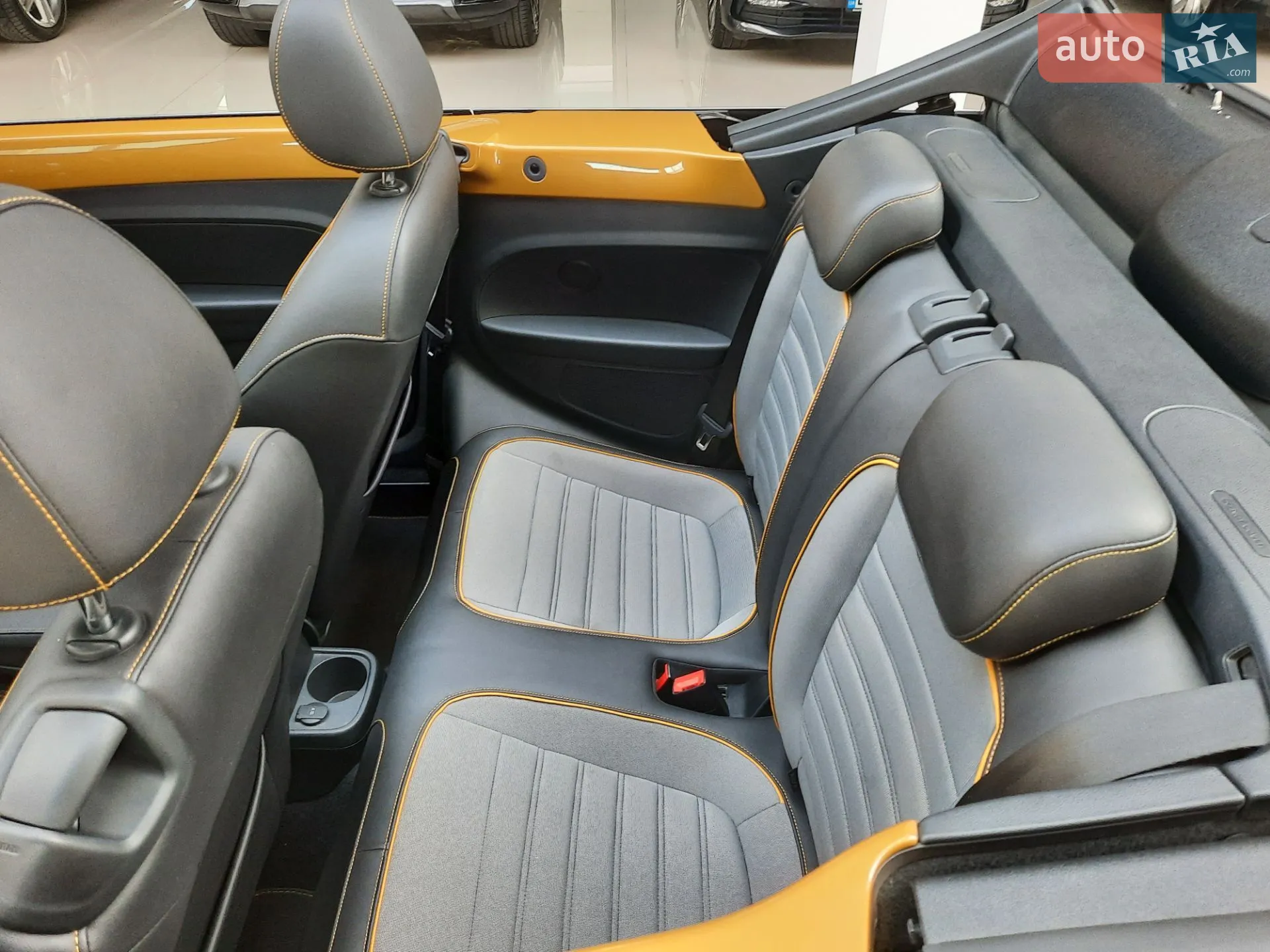 2016 Volkswagen Beetle - мініатюра 17