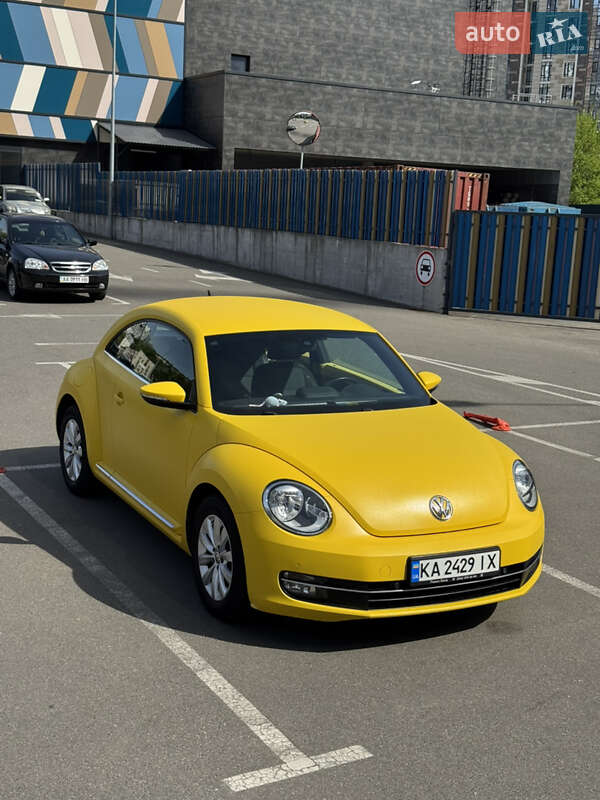 Volkswagen Beetle 2013