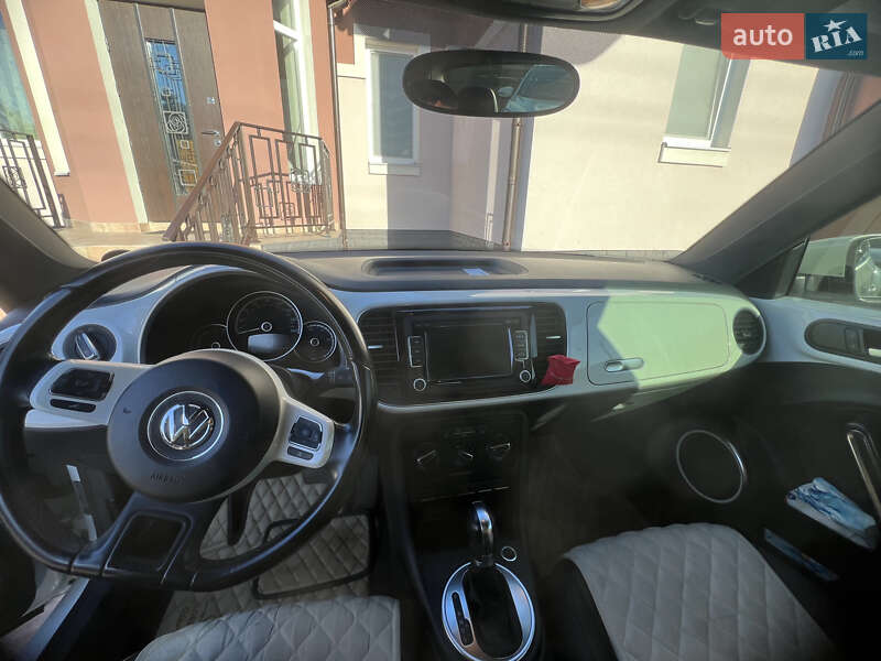 Хетчбек Volkswagen Beetle 2015 в Києві