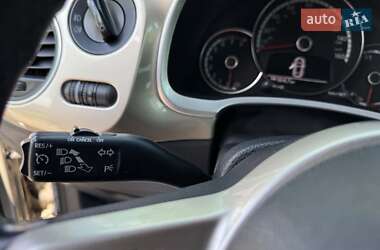 Хэтчбек Volkswagen Beetle 2014 в 